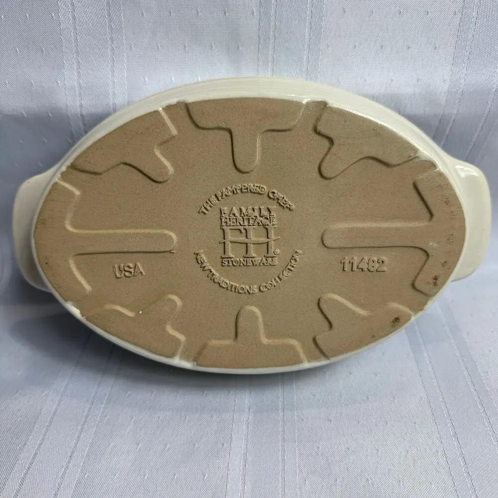 Pampered Chef Family Heritage Traditions Oval‎ Stoneware Baking Dish NWOB